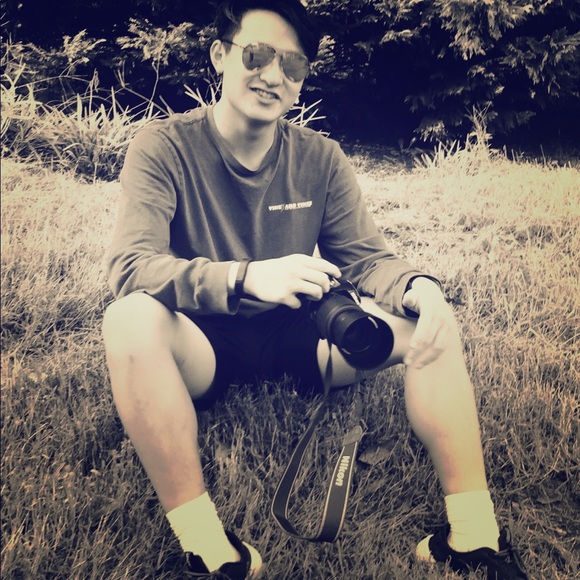 Meet your Posher, Julian - Picture 1 of 1